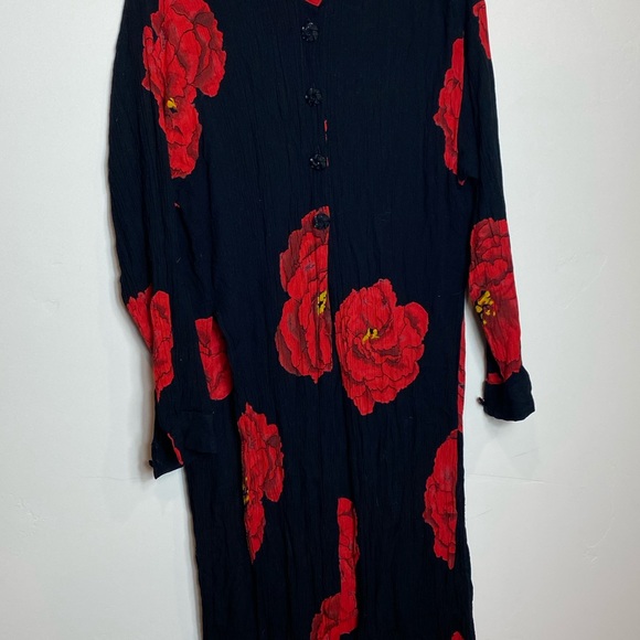 Duster - Picture 2 of 5